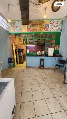 חנויות/ שטח מסחרי, נחלת בנימין 68, לב תל אביב, לב העיר צפון, תל אביב יפו