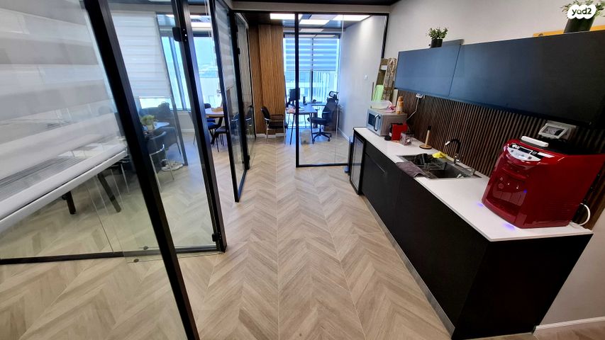 משרדים, משה דיין 10, פארקטק פתח תקווה / אזור תעשייה קרית אריה, פתח תקווה