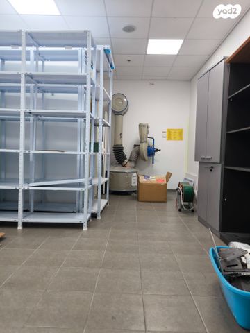 משרדים, כפר סבא