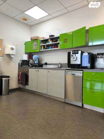 משרדים, כפר סבא