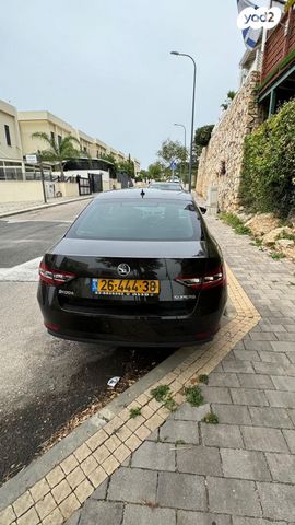 מודעת רכב סקודה סופרב