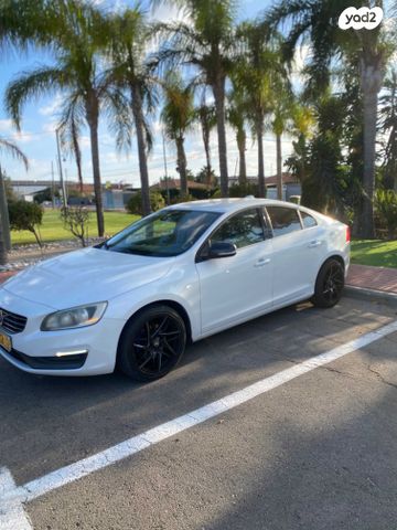 וולוו S60