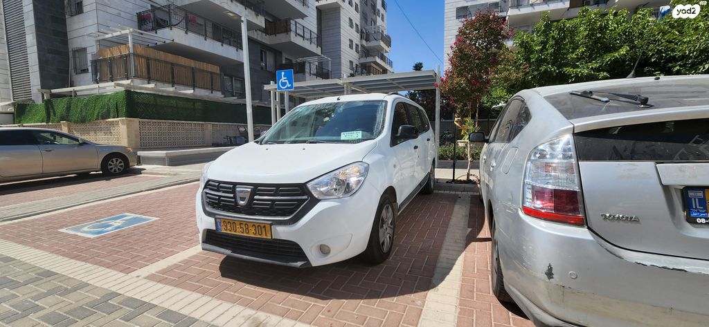 מודעת רכב דאצ'יה לודג'י