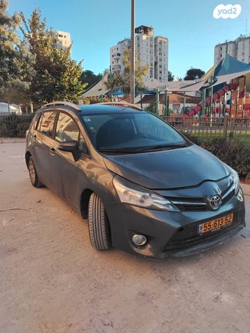 מודעת רכב טויוטה ורסו