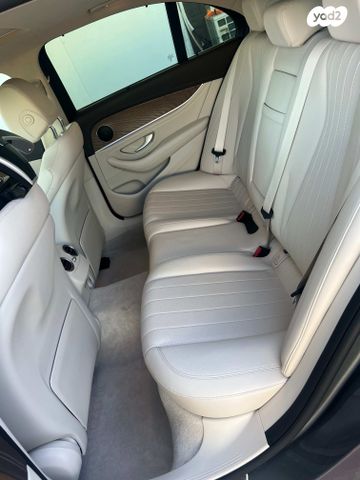 מרצדס-בנץ E-class