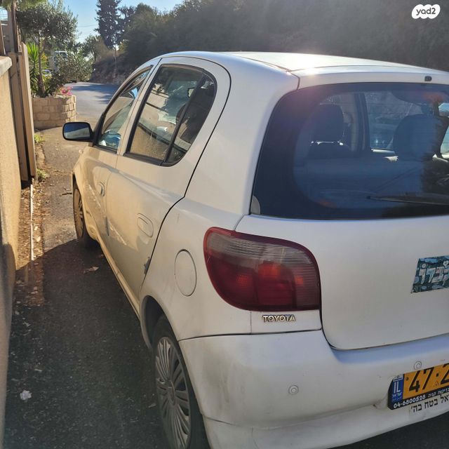 טויוטה יאריס