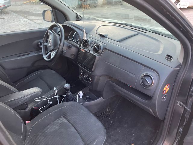 דאצ'יה לודג'י