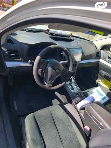 סובארו אאוטבק