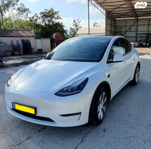 מודעת רכב טסלה מודל Y