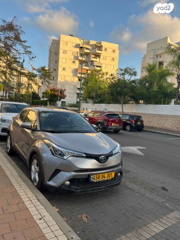 טויוטה C-HR