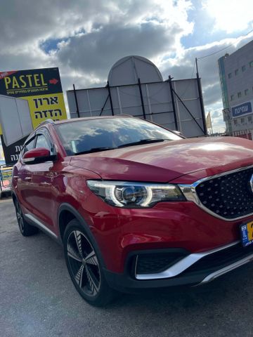 מודעת רכב אם ג'י ZS