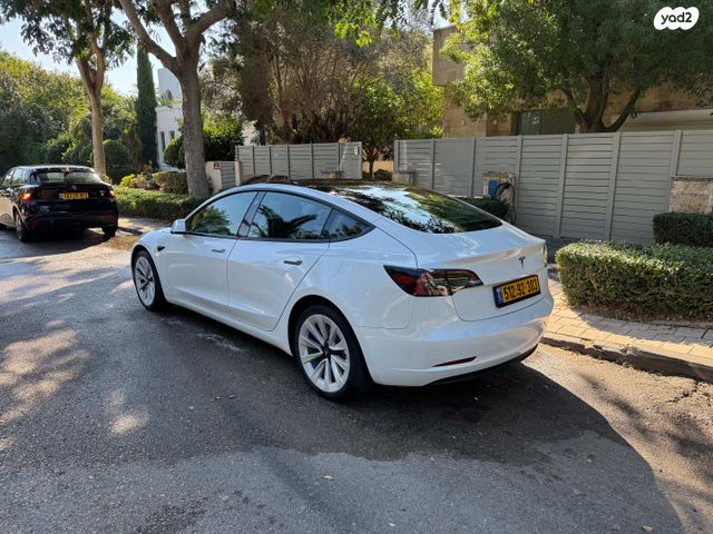 טסלה מודל 3