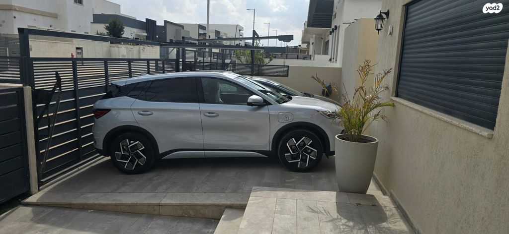 אטו 3 Design חשמלי אוט׳ (204 כ״ס)