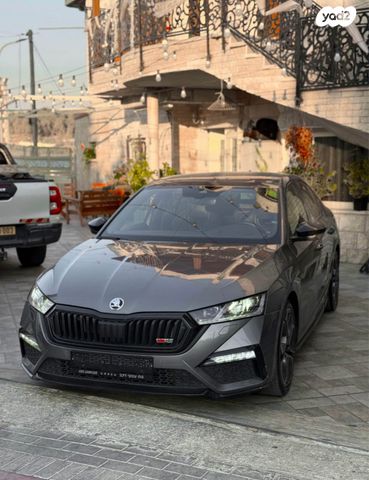 אוקטביה  RS אוט׳ סדאן 4 דל 2.0 (245 כ״ס)