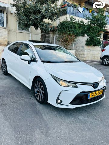 טויוטה קורולה