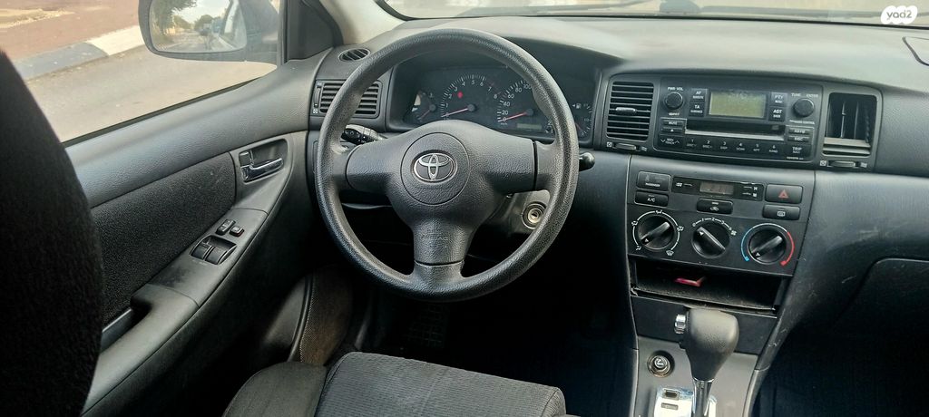 טויוטה קורולה