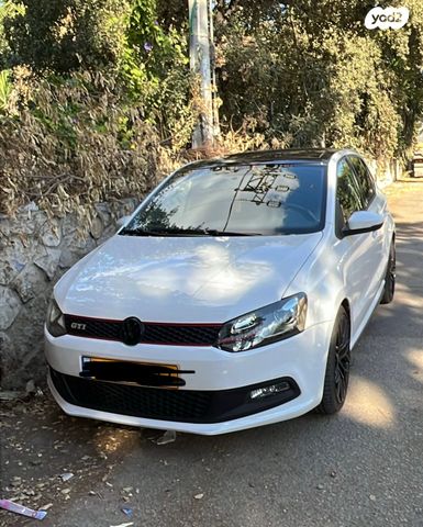 פולקסווגן פולו 