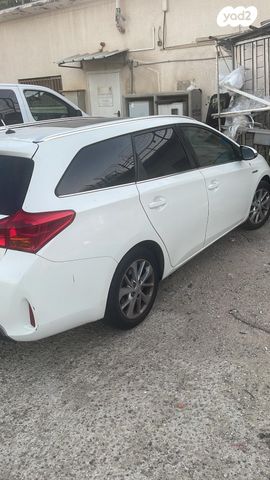 מודעת רכב טויוטה אוריס