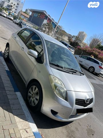 מודעת רכב טויוטה יאריס