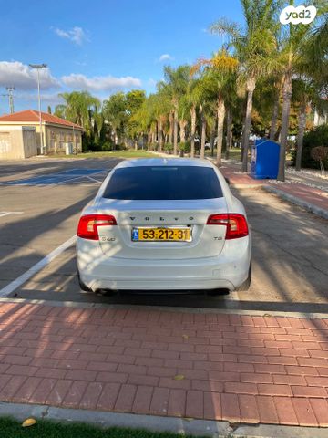 וולוו S60
