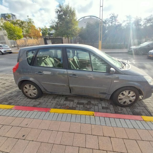 מודעת רכב רנו סניק