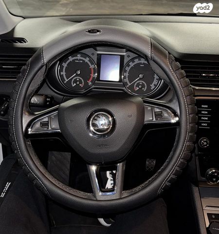 סקודה אוקטביה 