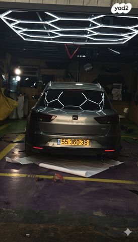 מודעת רכב סיאט לאון