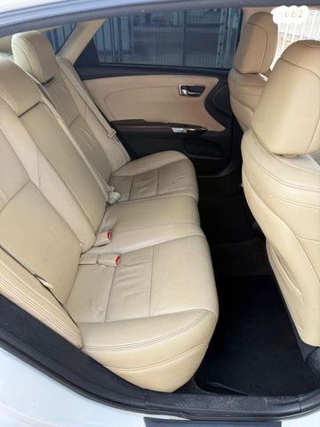 טויוטה אוולון