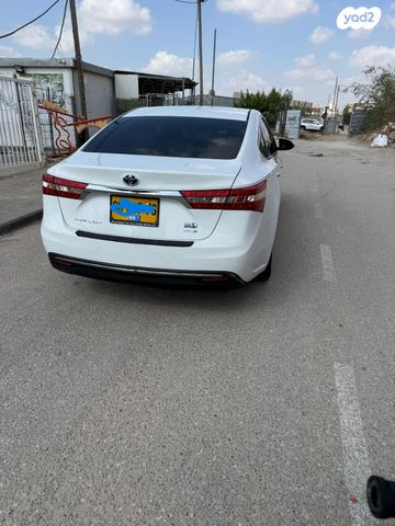 טויוטה אוולון