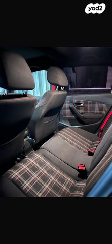 פולקסווגן פולו 