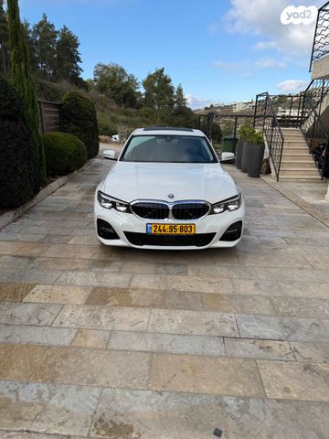 מודעת רכב ב מ וו סדרה 3