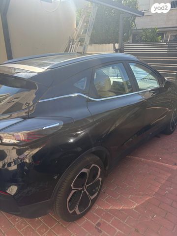 ג׳ילי Geometry C