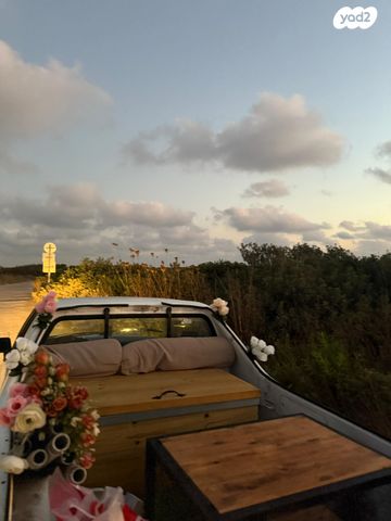 סובארו טנדר (בראט)