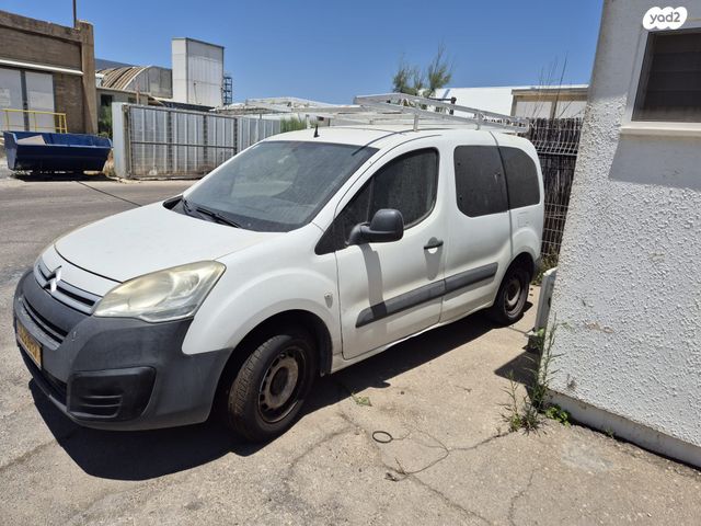 מודעת רכב סיטרואן ברלינגו