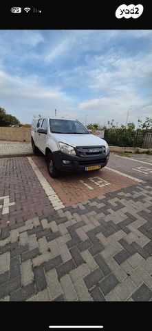 איסוזו די-מקס