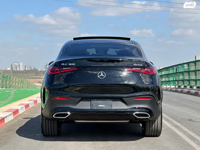 מרצדס-בנץ GLC קופה 