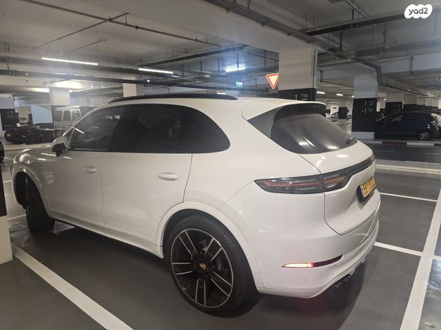 פורשה קאיין