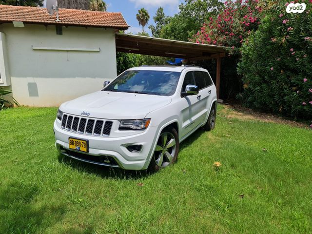 מודעת רכב ג'יפ גרנד צ'ירוקי