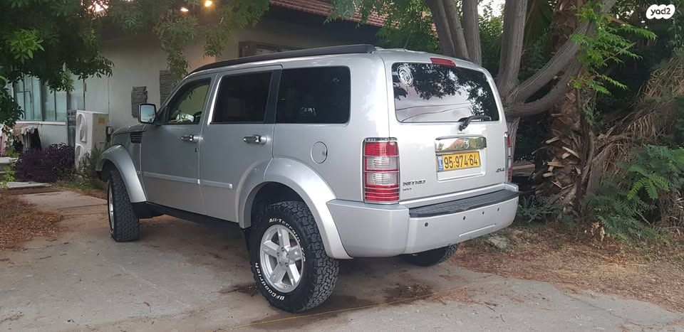 דודג' ניטרו