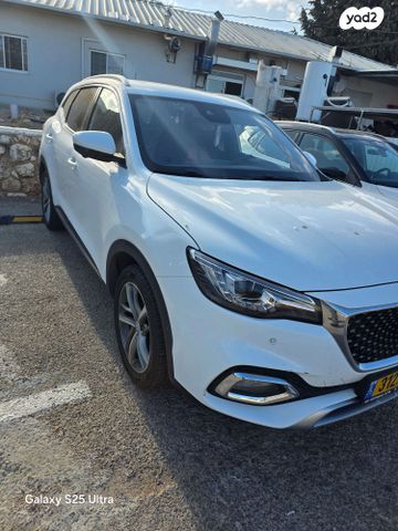 אם ג'י EHS PHEV
