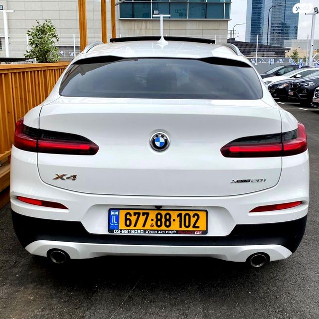 ב מ וו X4