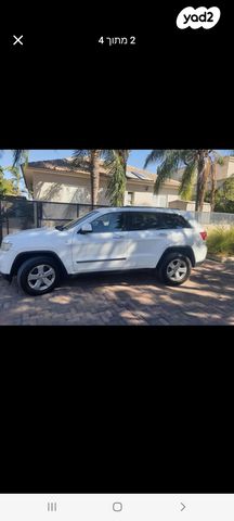 מודעת רכב ג'יפ גרנד צ'ירוקי