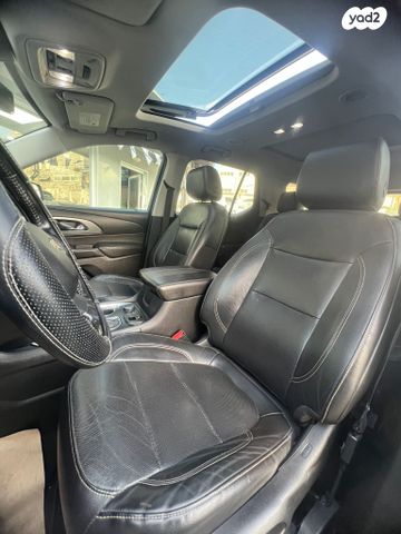 שברולט טראוורס