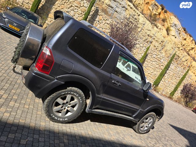 מיצובישי פג'רו