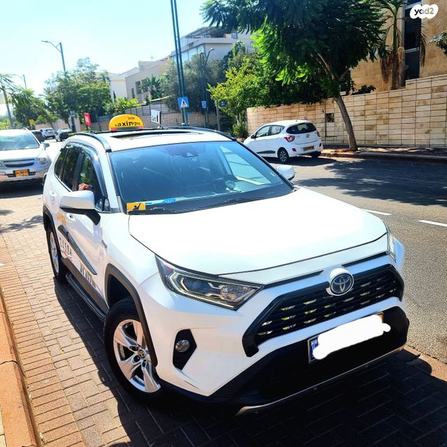 מודעת רכב טויוטה RAV4