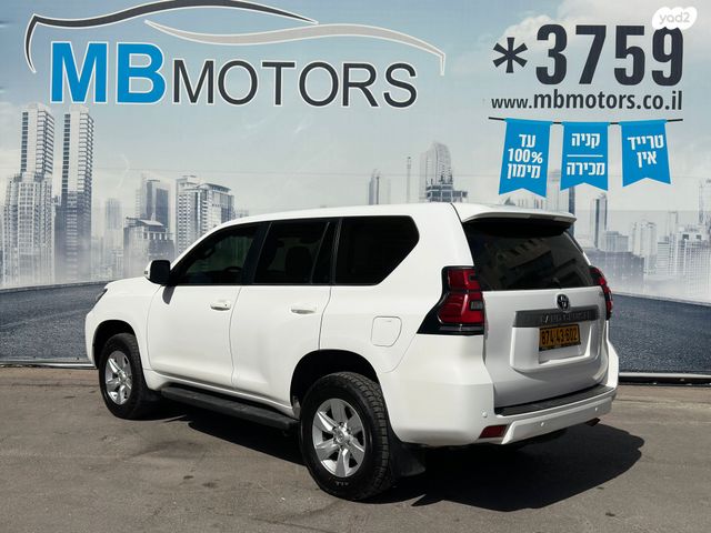 טויוטה לנד קרוזר