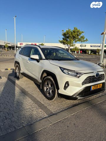 טויוטה RAV4