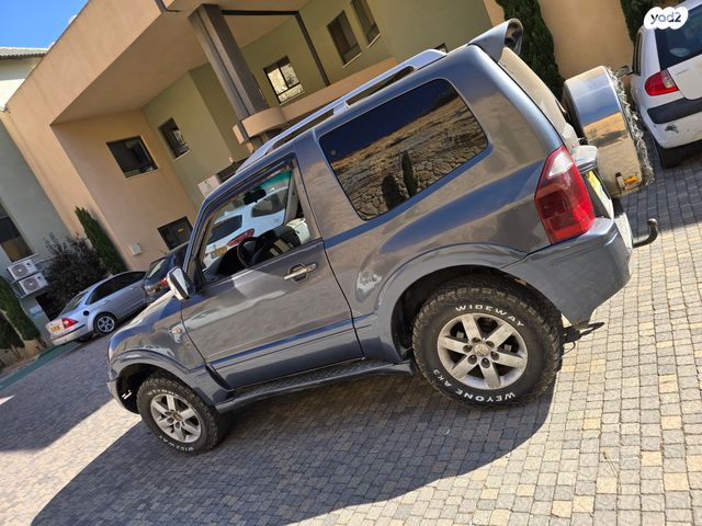 מודעת רכב מיצובישי פג'רו