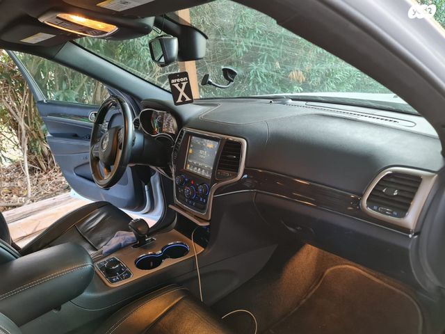 ג'יפ גרנד צ'ירוקי