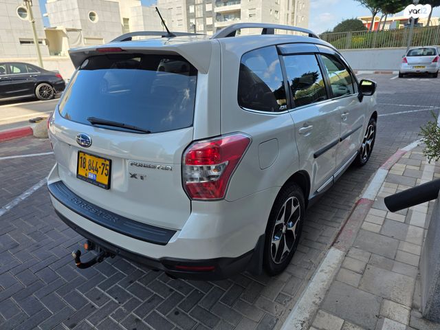 סובארו פורסטר